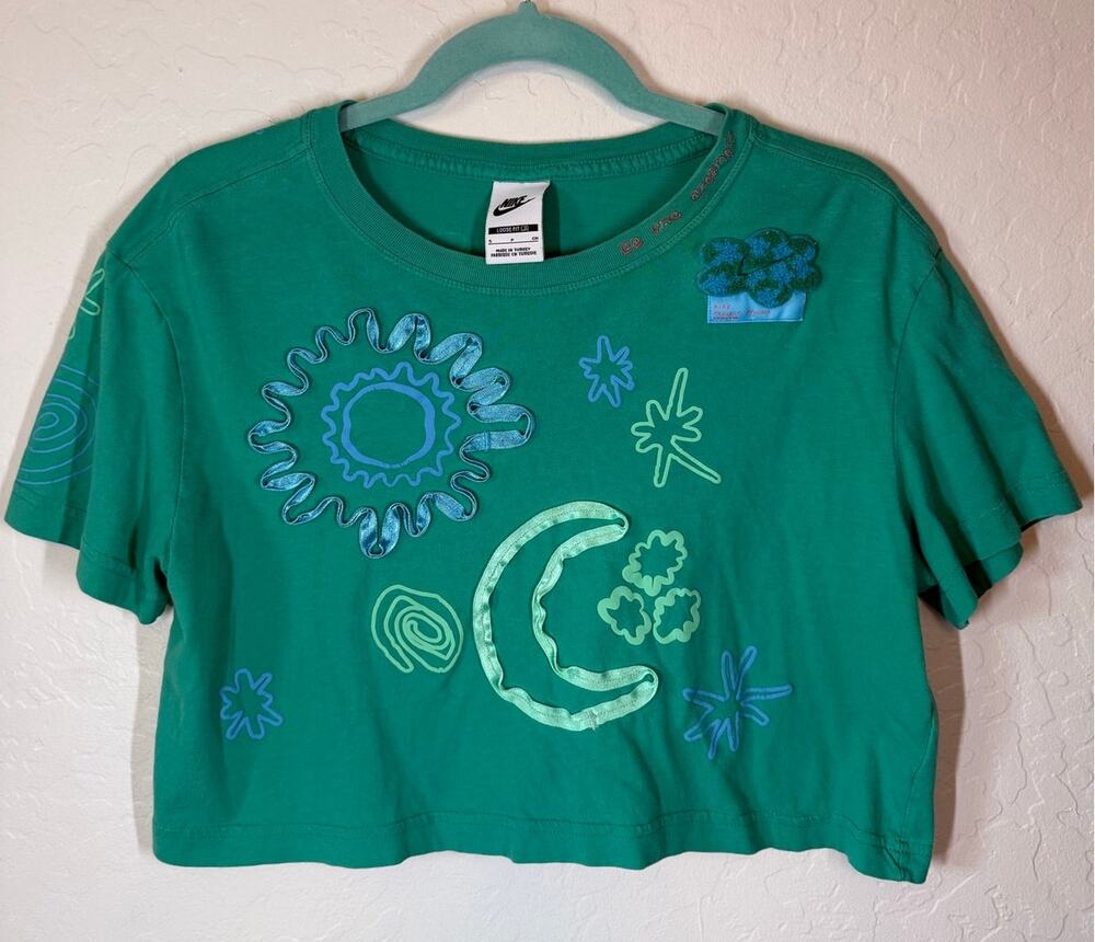 Nike Project U*Phoria Women's Floral Crop Top Size Small Green and Blue